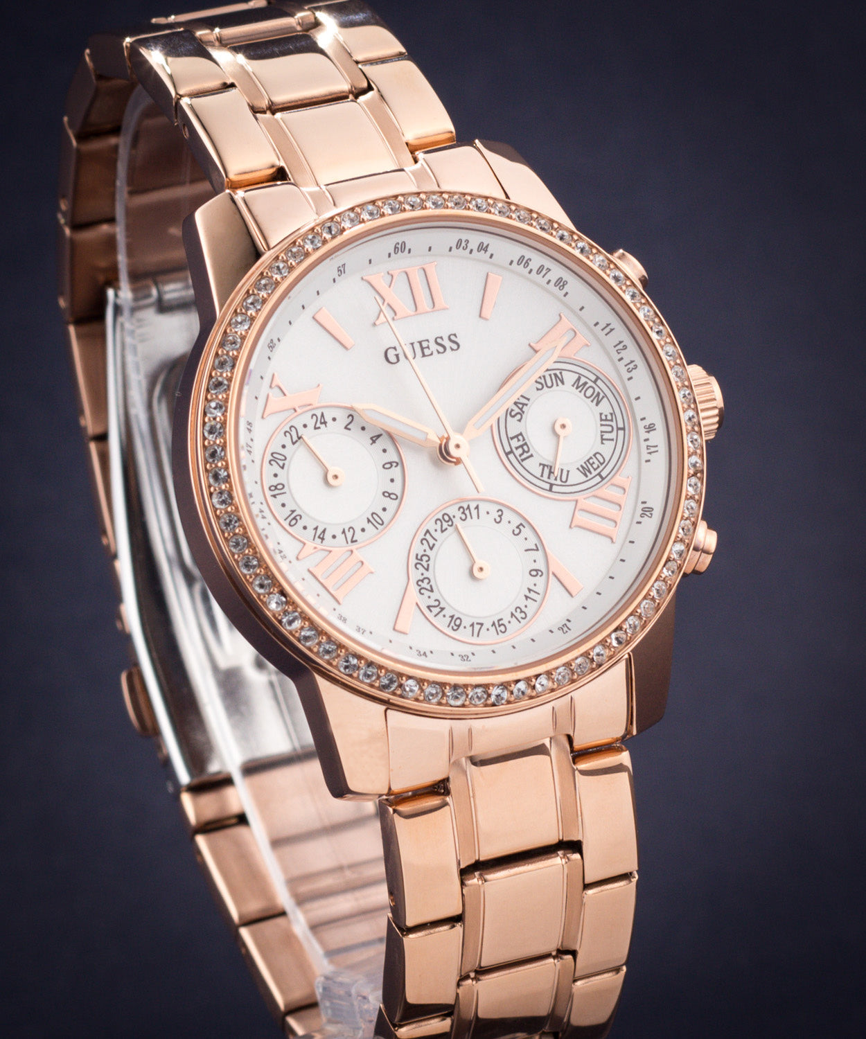 GUESS W0623L2