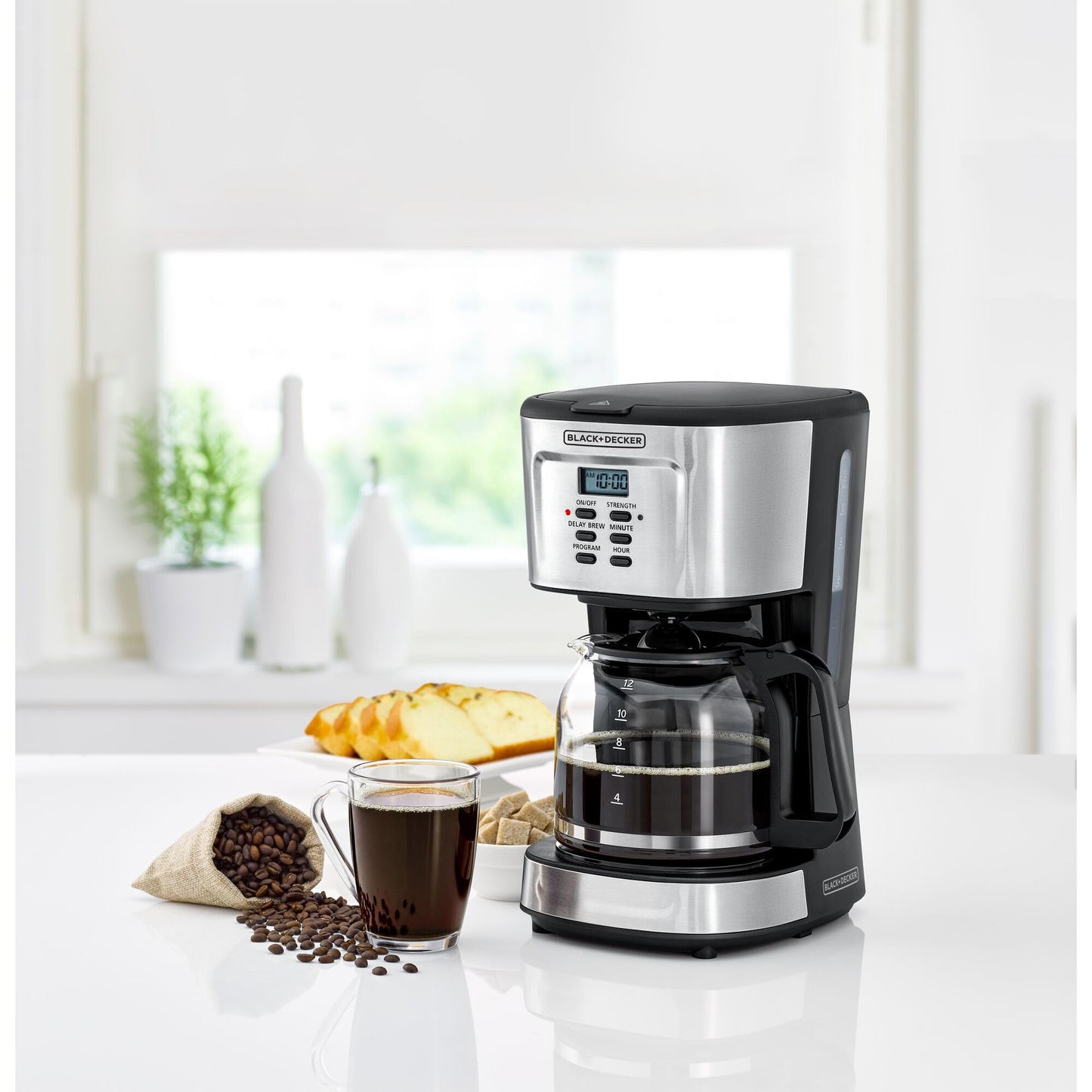 COFFEE MAKER BLACK+DECKER - DCM85