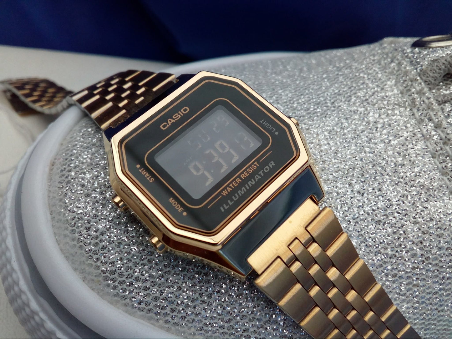 CASIO LA680WGA-1BDF