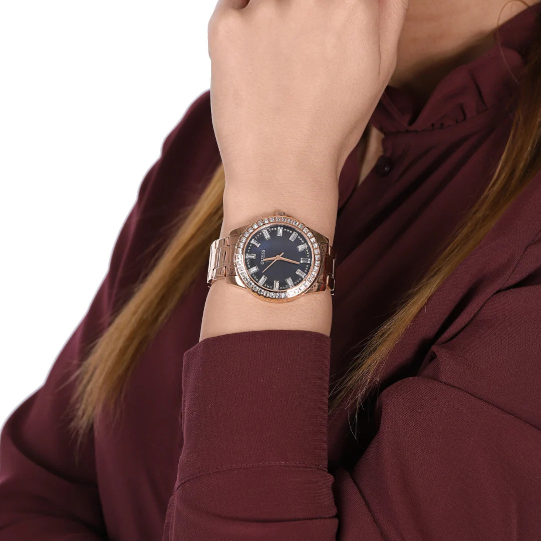 GUESS  GW0111L3
