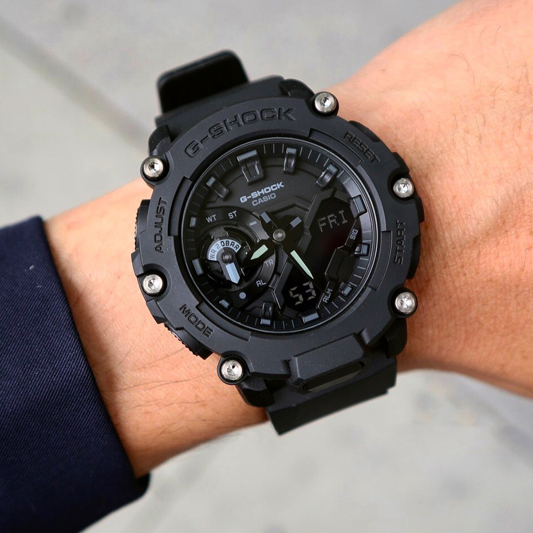 CASIO GA-2200BB-1ADR