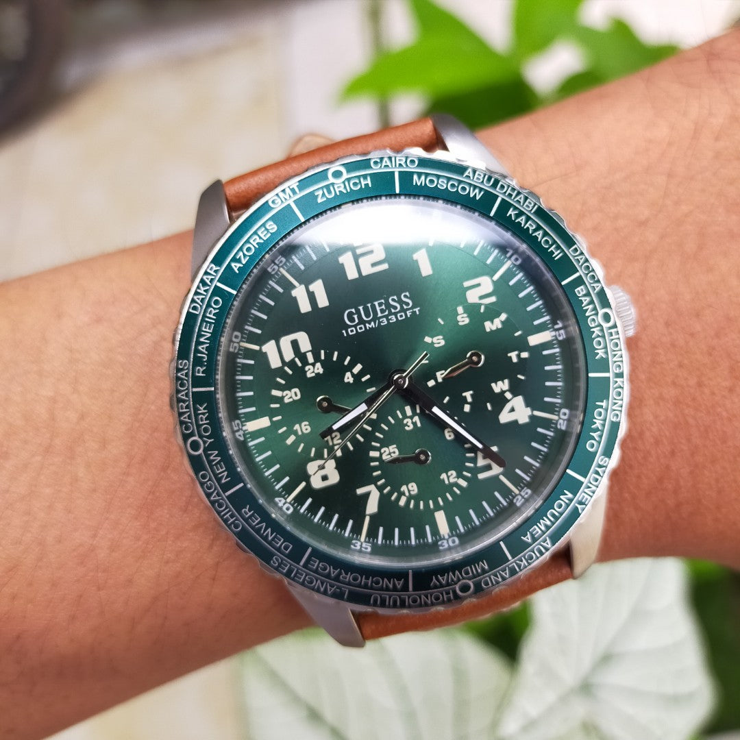 GUESS W1170G1