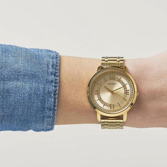 GUESS W0933L2