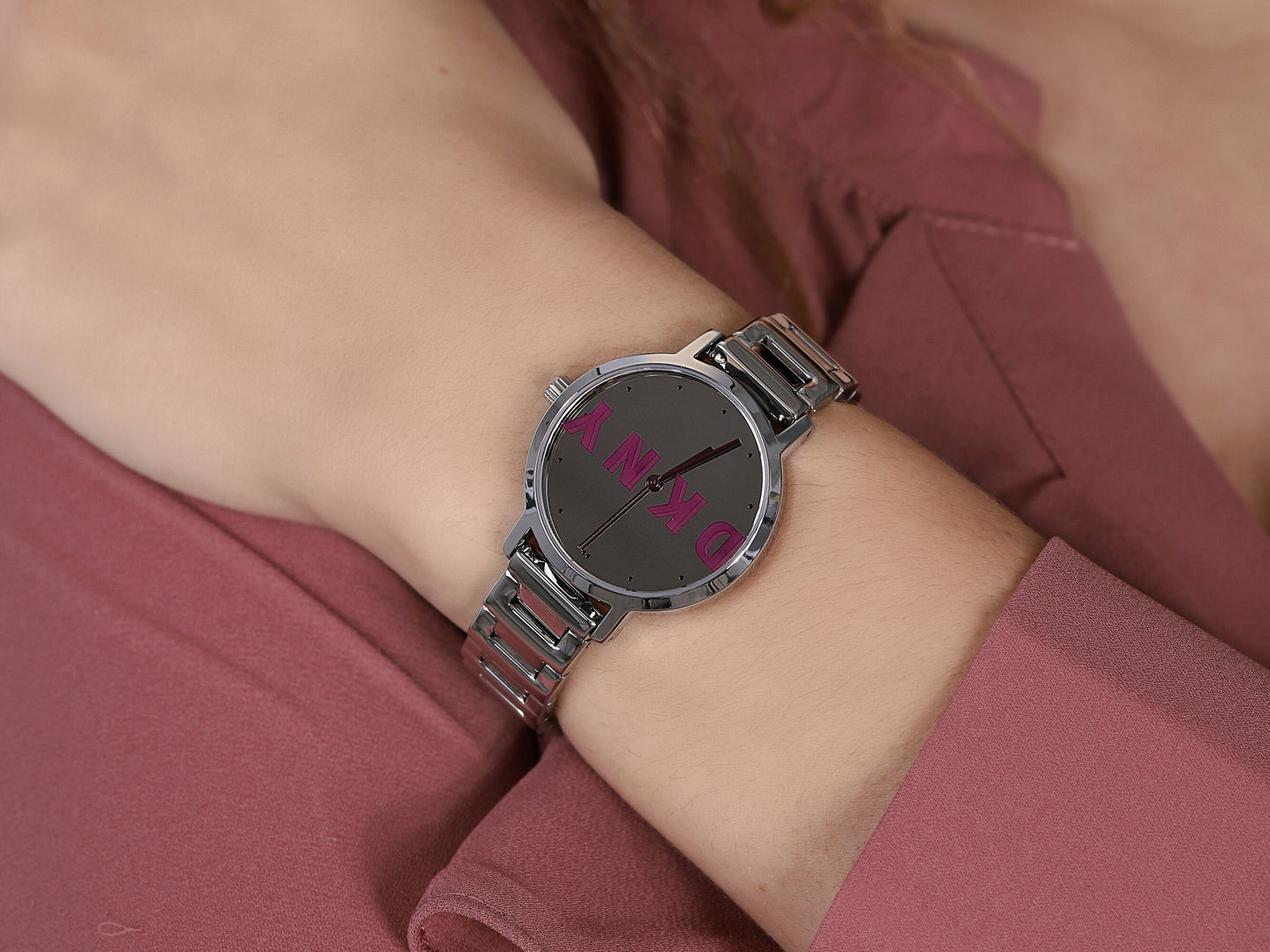 DKNY NY2838
